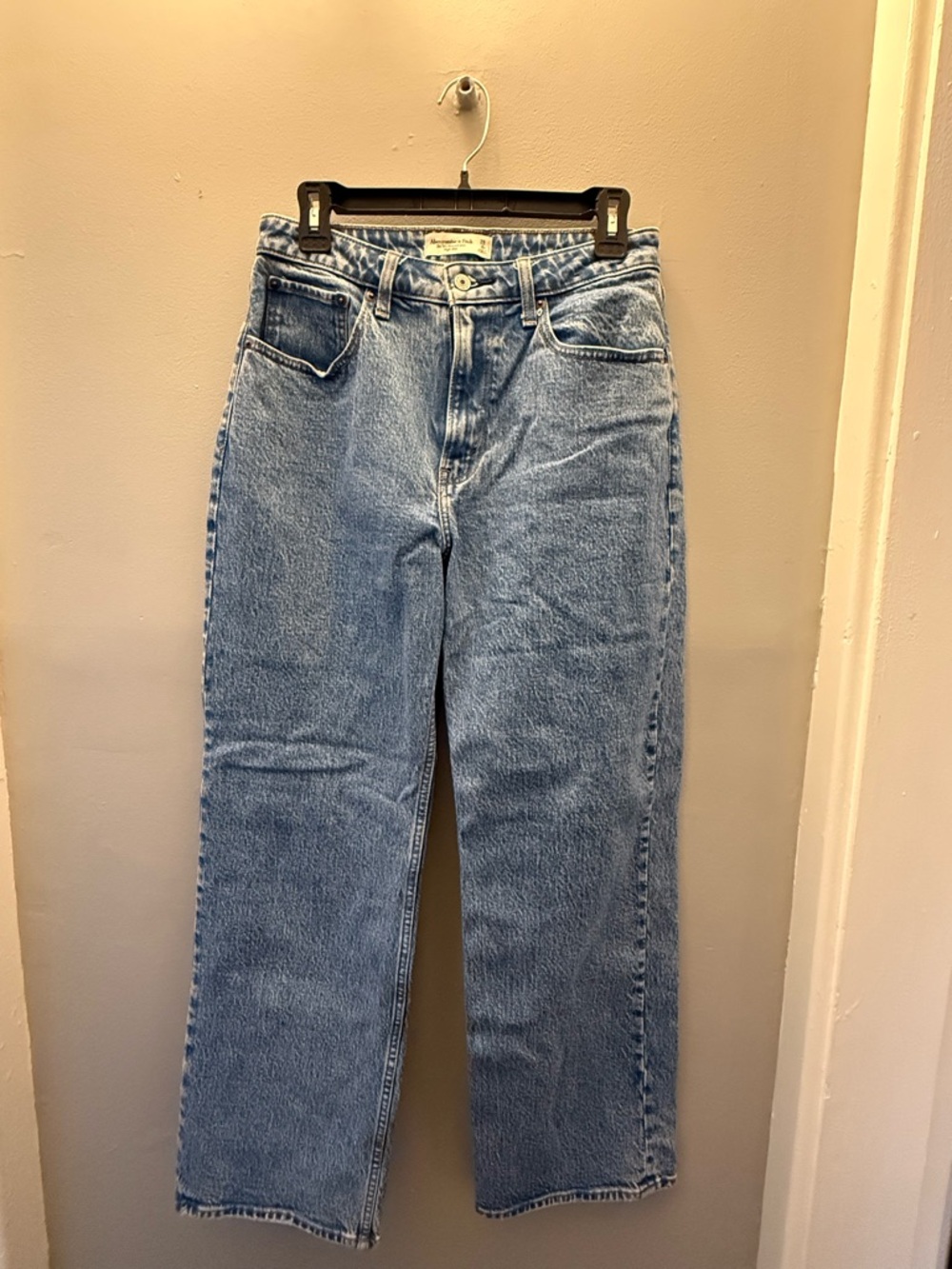 Abercrombie & Fitch Classic High-Rise Light Blue Women's Jeans
